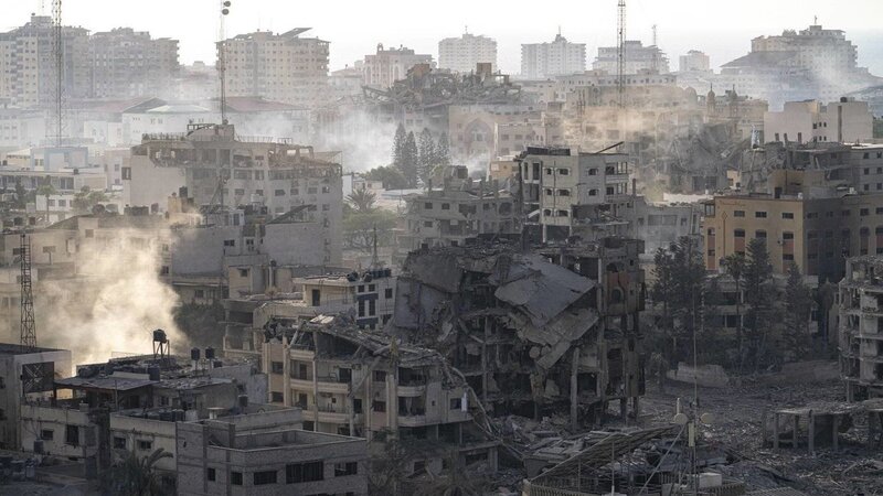 Gazze'de soykrm: srail 3 BM okulunu daha bombalad